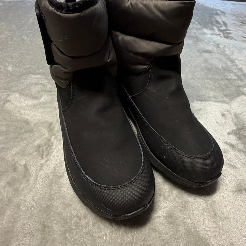 UGG Kids Toty Weather Waterproof Snow Boots Black Grey 1122371K Size 6